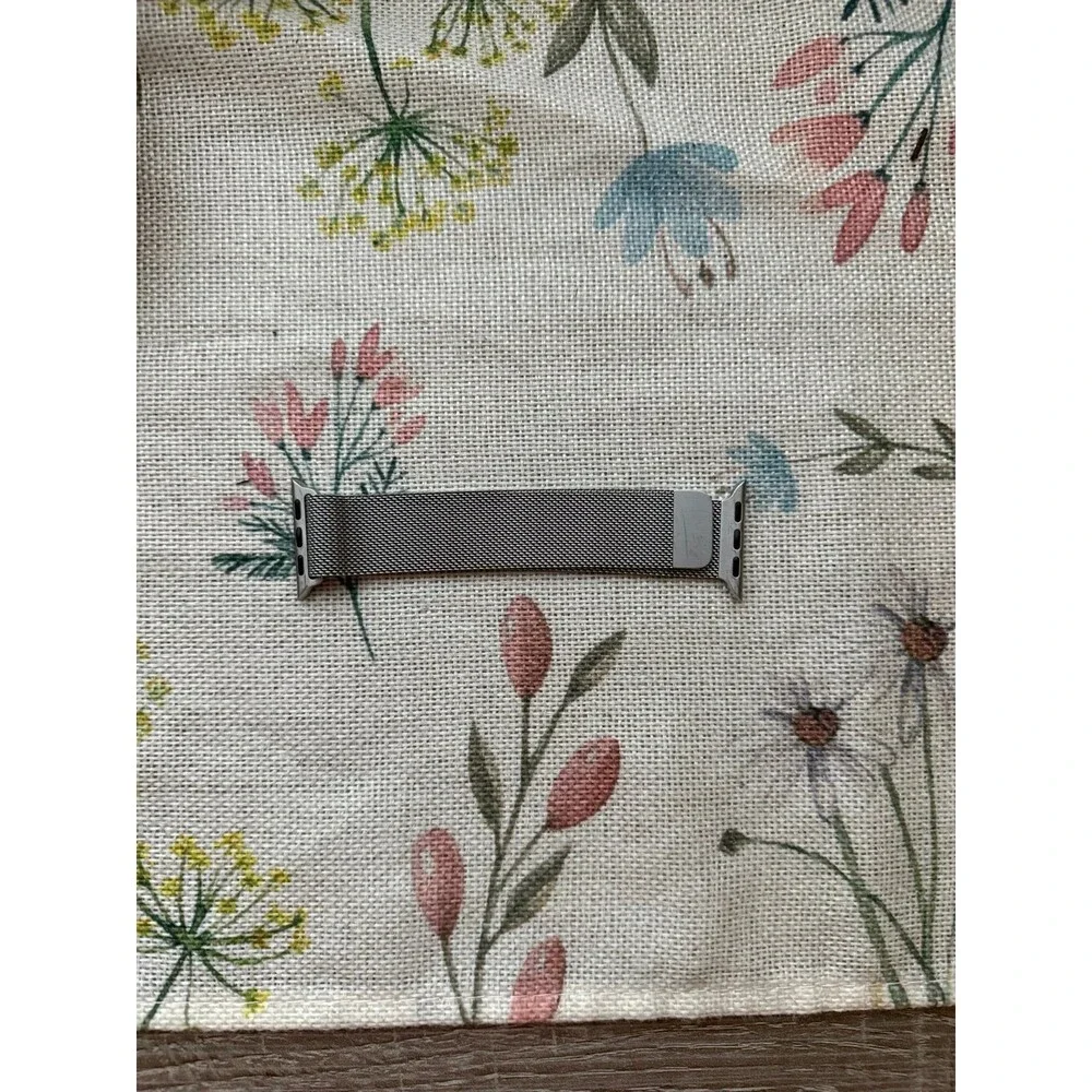 Apple Milanese Loop Watch Band
